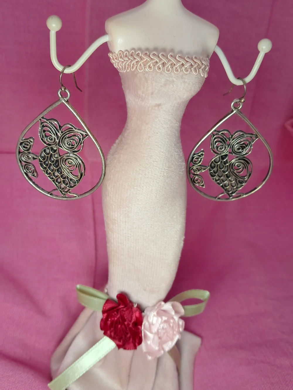 Owl Filigree Teardrop Dangle Drop Earrings (Antique Goldtone)